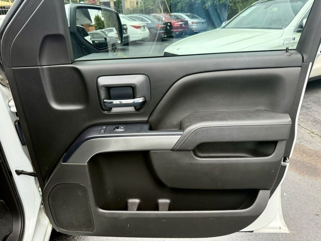 Chevrolet Silverado 1500 LT Crew Cab 2WD 2017