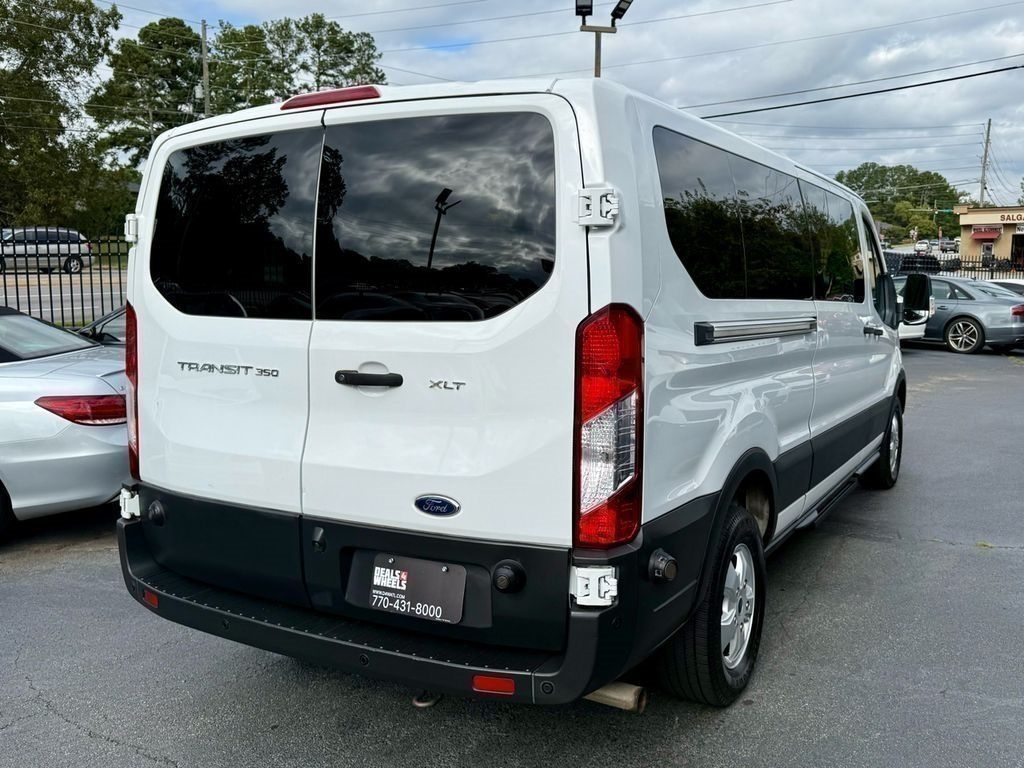 Ford Transit 350 Wagon Low Roof XL w/Sliding Pass. 148-in. WB 2020
