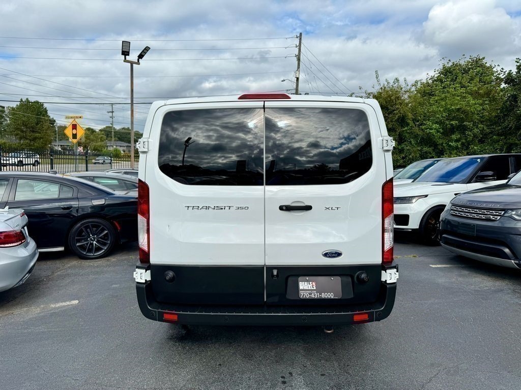Ford Transit 350 Wagon Low Roof XL w/Sliding Pass. 148-in. WB 2020