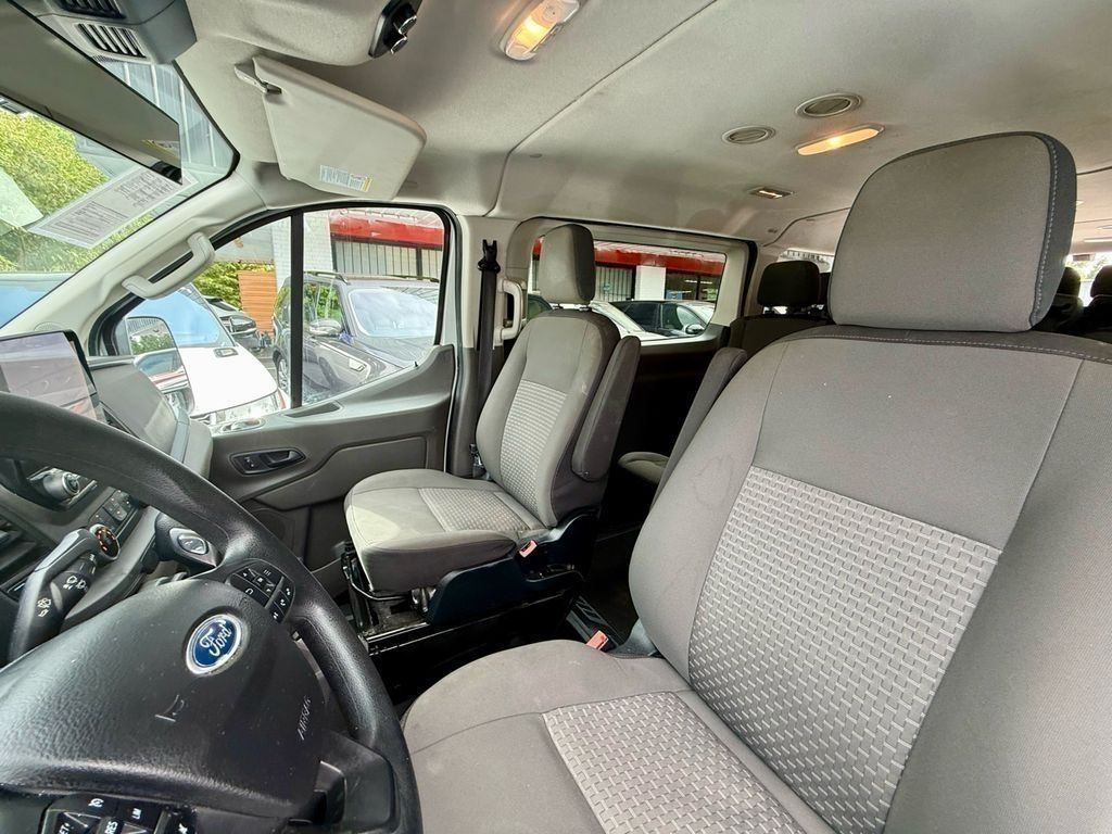 Ford Transit 350 Wagon Low Roof XL w/Sliding Pass. 148-in. WB 2020