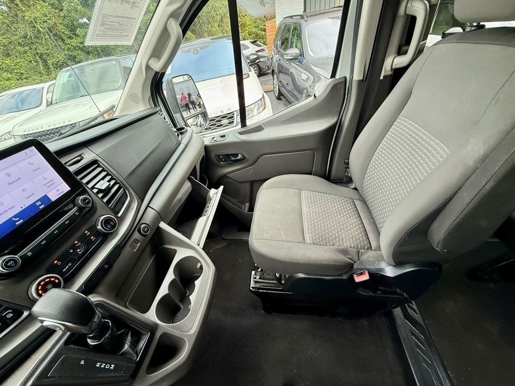 Ford Transit 350 Wagon Low Roof XL w/Sliding Pass. 148-in. WB 2020