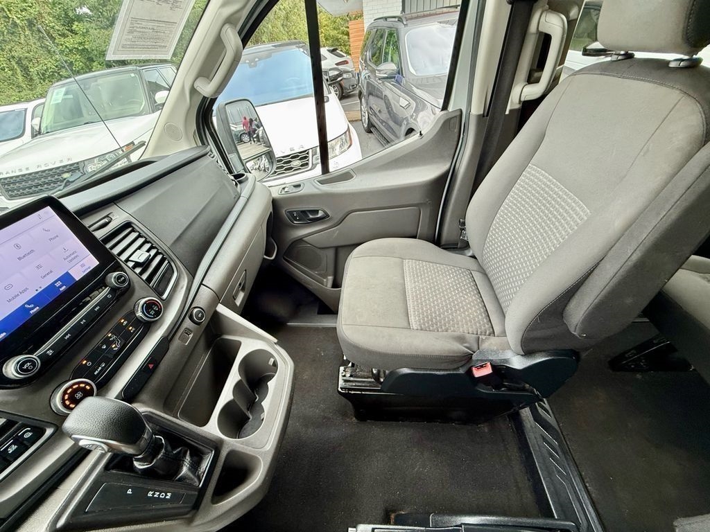 Ford Transit 350 Wagon Low Roof XL w/Sliding Pass. 148-in. WB 2020