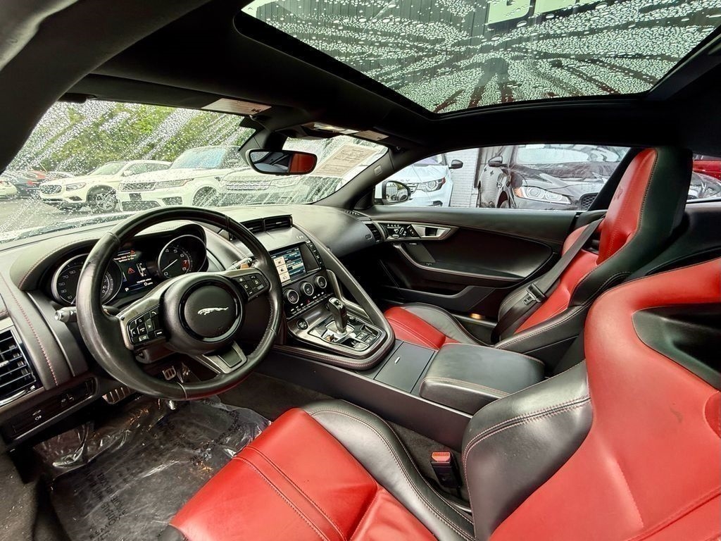 Jaguar F-Type R Coupe 2015