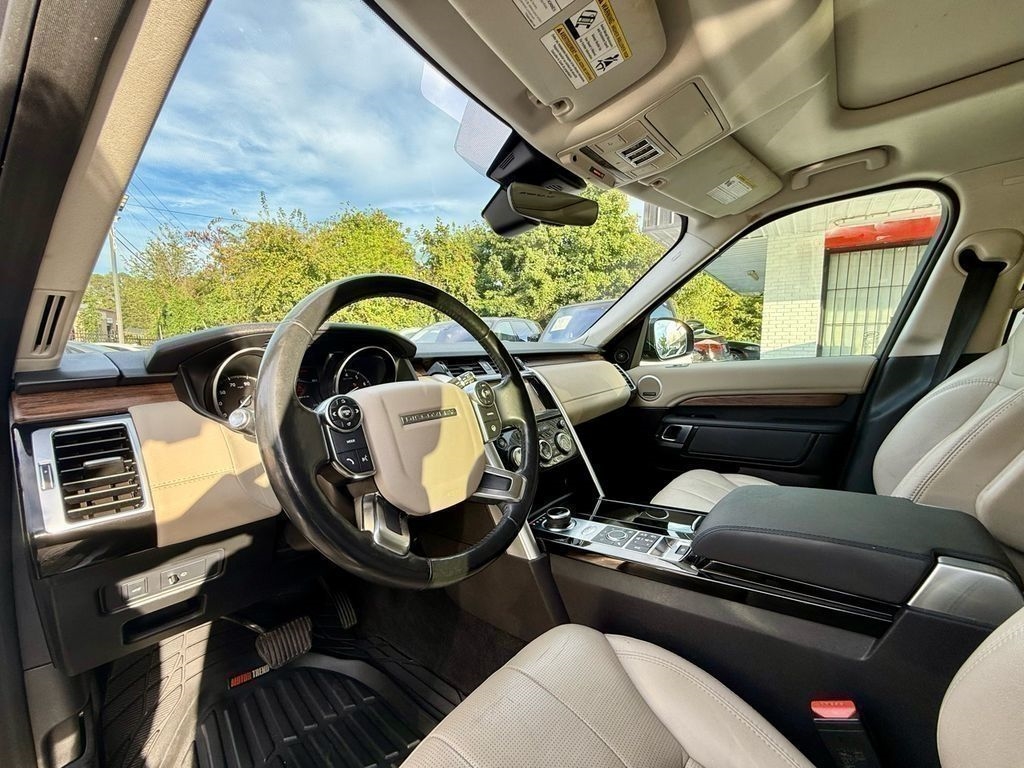 Land Rover Discovery HSE 2017