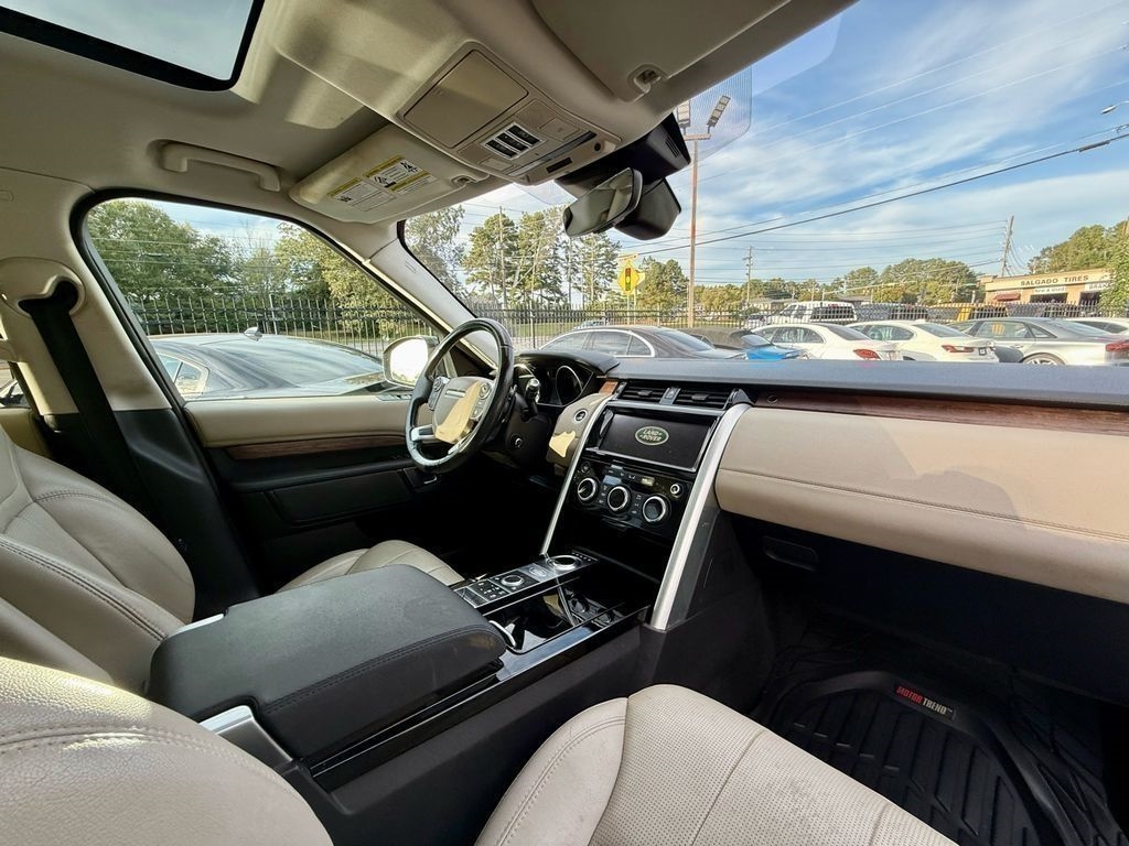 Land Rover Discovery HSE 2017