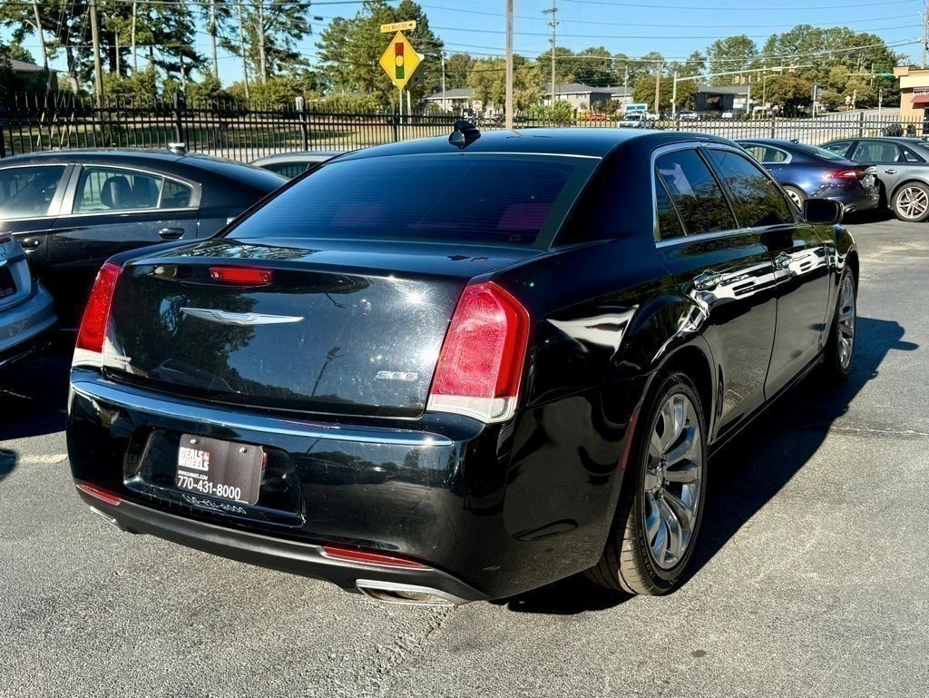 Chrysler 300 Limited RWD 2018