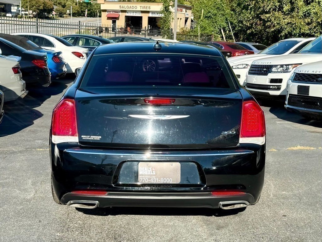 Chrysler 300 Limited RWD 2018