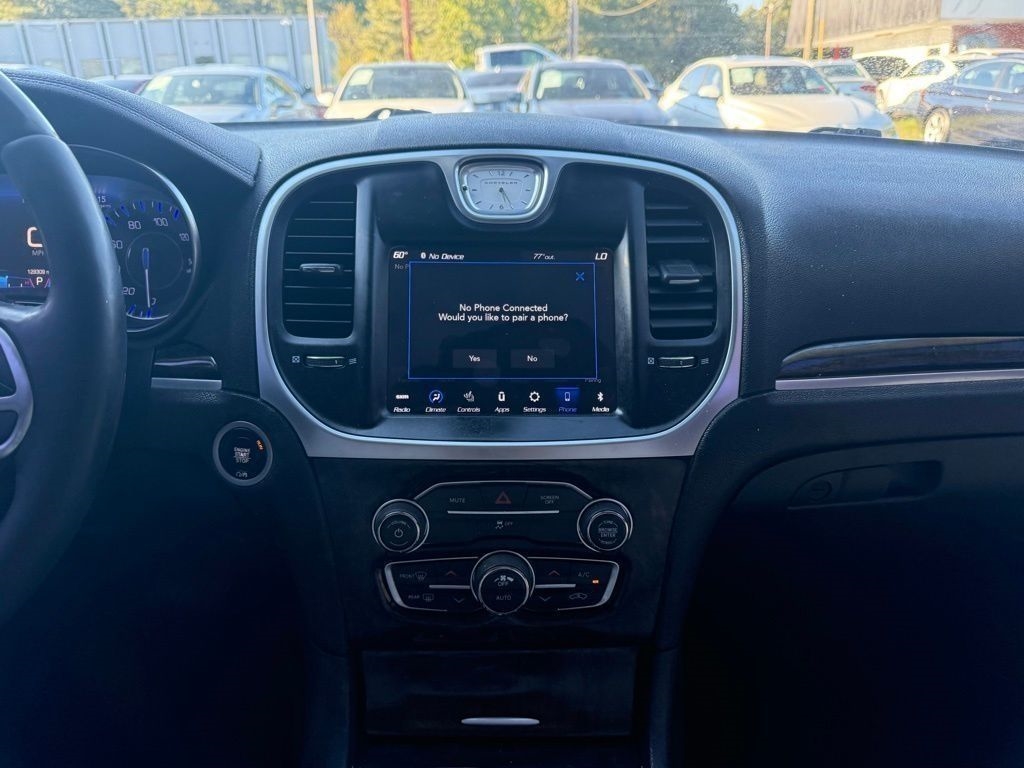 Chrysler 300 Limited RWD 2018
