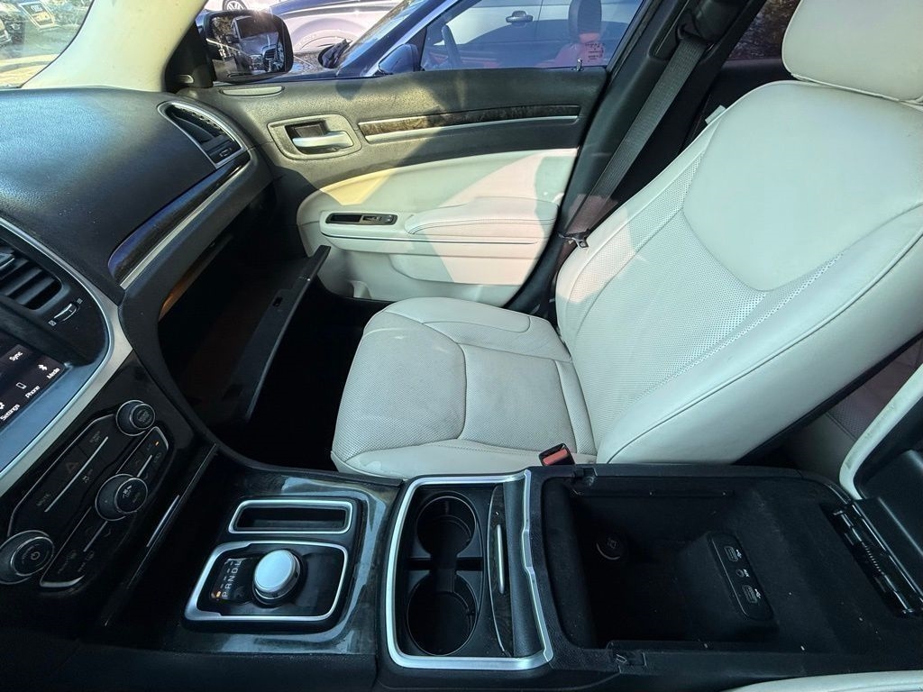 Chrysler 300 Limited RWD 2018
