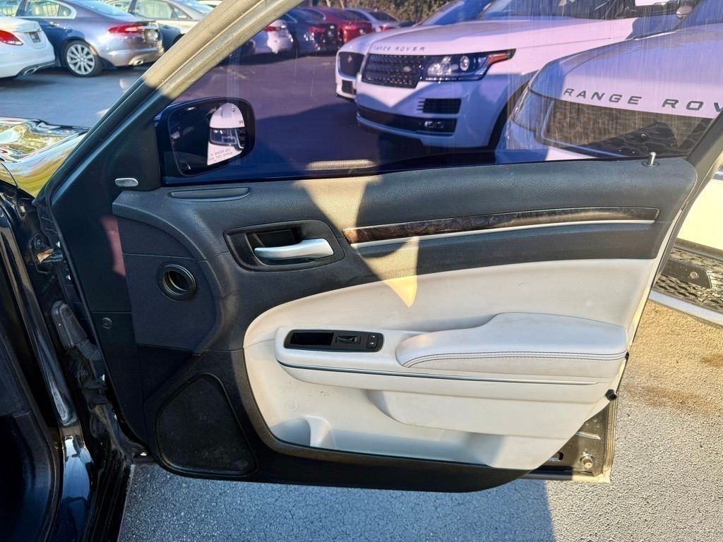 Chrysler 300 Limited RWD 2018