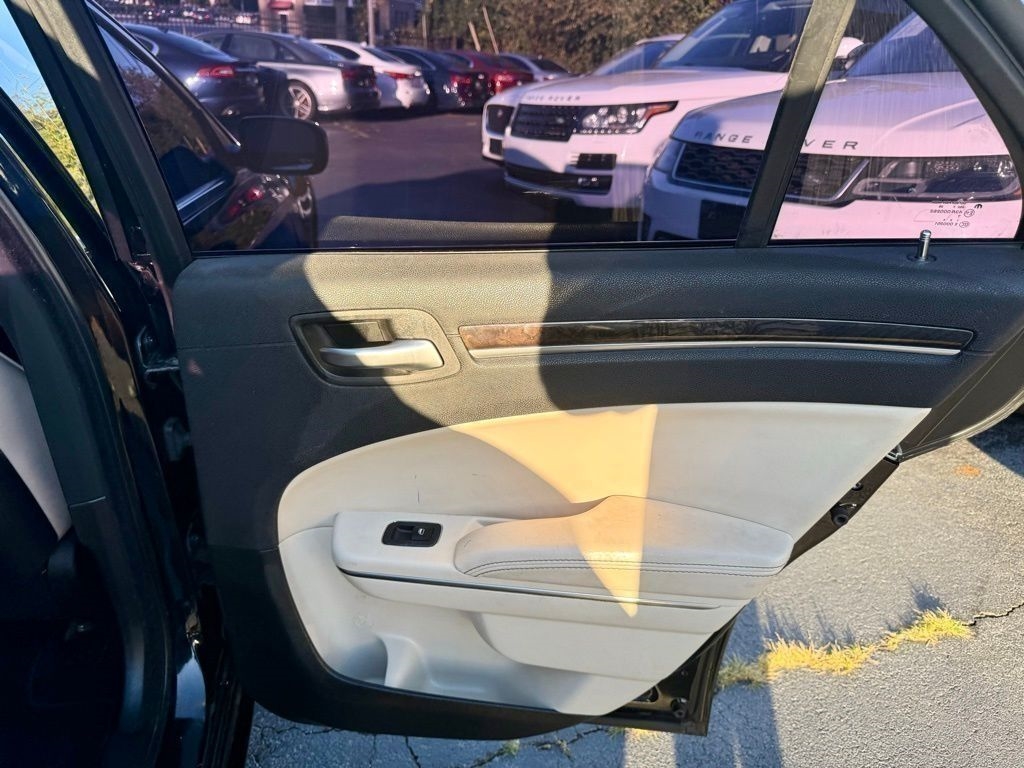 Chrysler 300 Limited RWD 2018