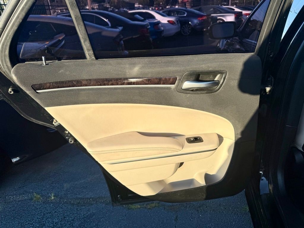 Chrysler 300 Limited RWD 2018