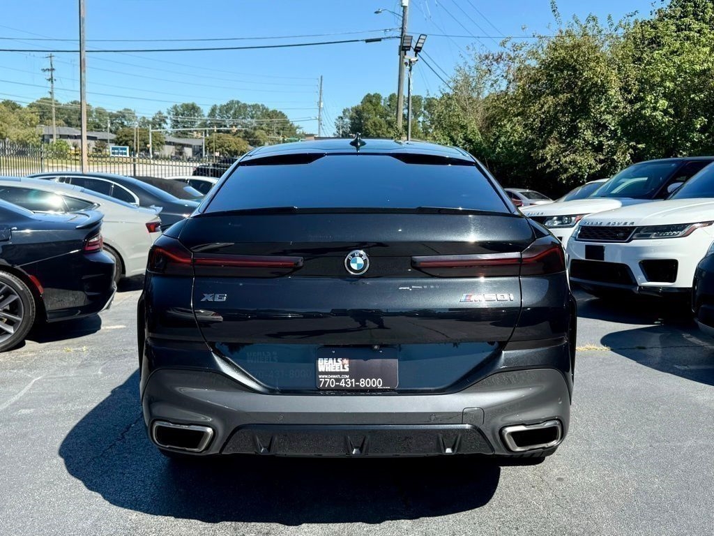 BMW X6 M50i 2021