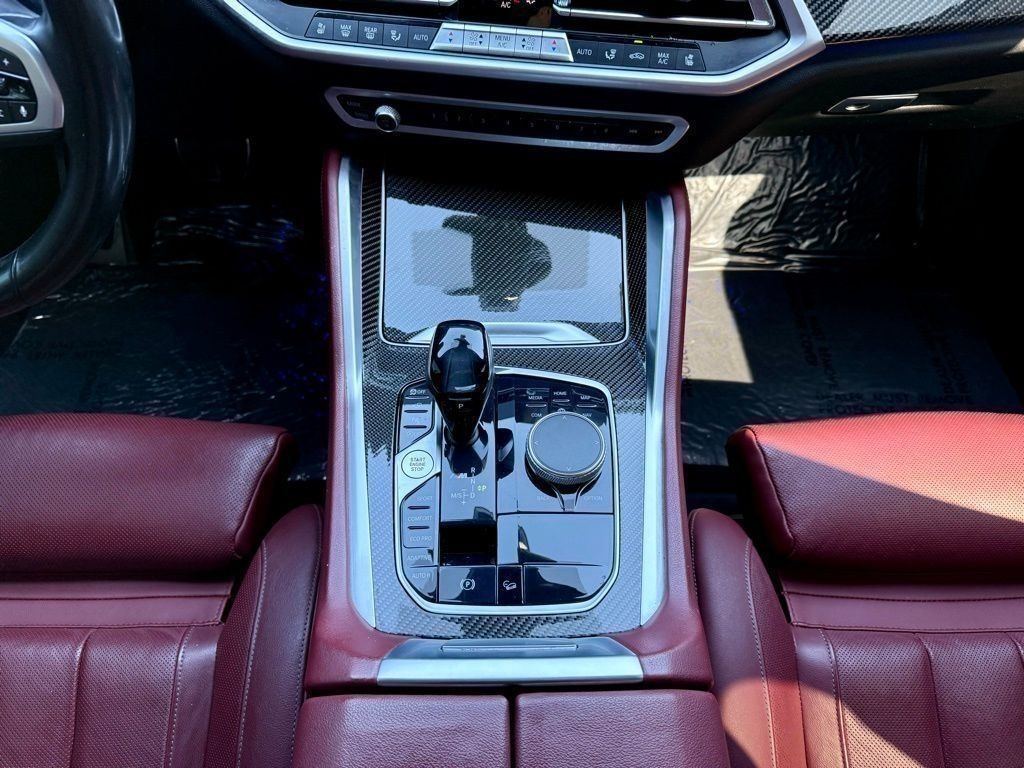 BMW X6 M50i 2021