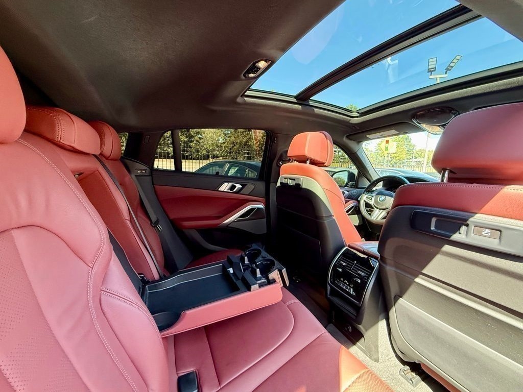 BMW X6 M50i 2021