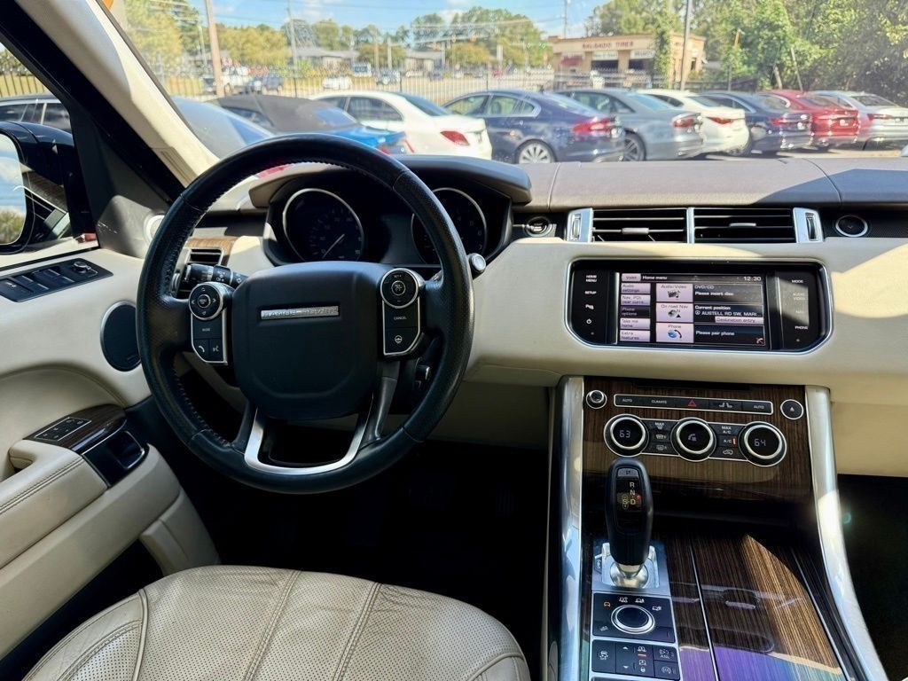 Land Rover Range Rover Sport 3.0L V6 Supercharged SE 2014