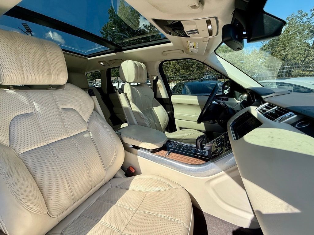 Land Rover Range Rover Sport 3.0L V6 Supercharged SE 2014