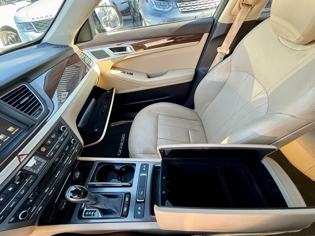 Genesis G80 3.8 2017