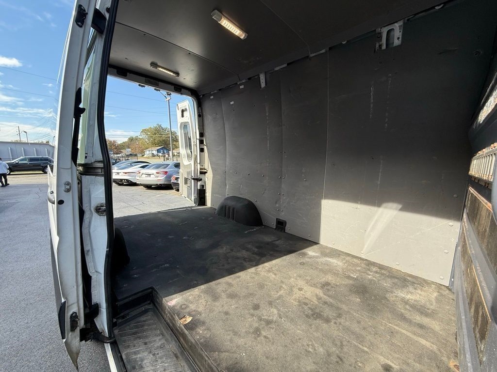 Mercedes-Benz Sprinter 2500 144-in. WB 2017