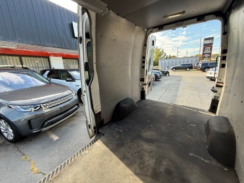 Mercedes-Benz Sprinter 2500 144-in. WB 2017