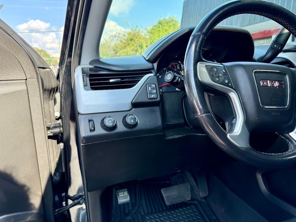 GMC Yukon SLT 4WD 2019
