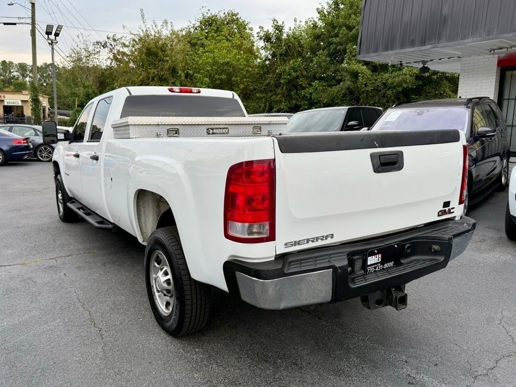 GMC Sierra 2500HD Work Truck Crew Cab 4WD 2011
