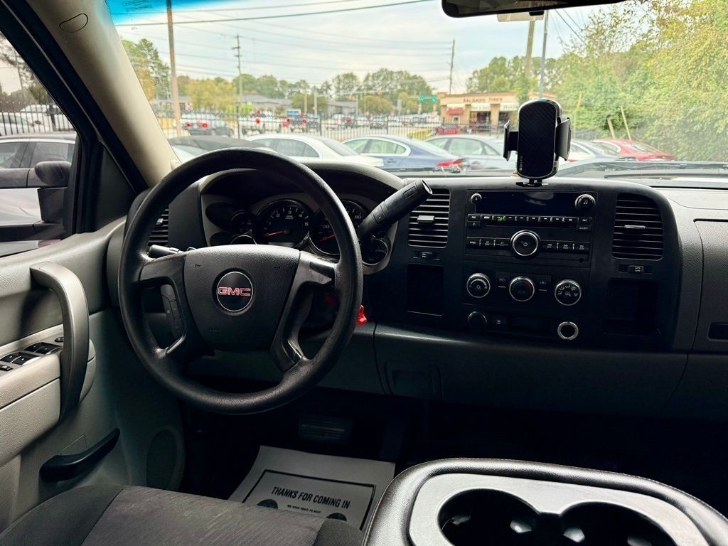 GMC Sierra 2500HD Work Truck Crew Cab 4WD 2011
