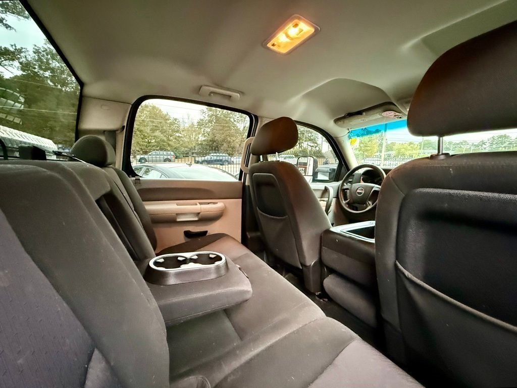 GMC Sierra 2500HD Work Truck Crew Cab 4WD 2011
