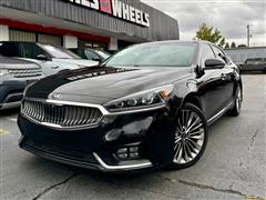2017 Kia Cadenza 