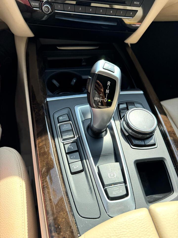 BMW X5  2015 BMW X5  2015