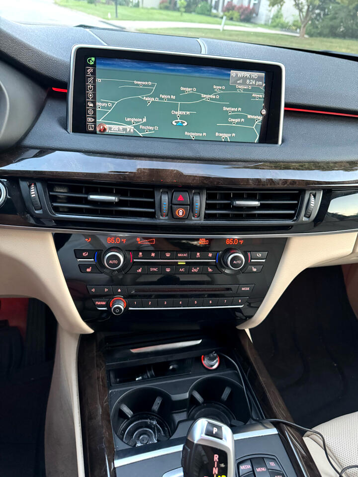 BMW X5  2015 BMW X5  2015