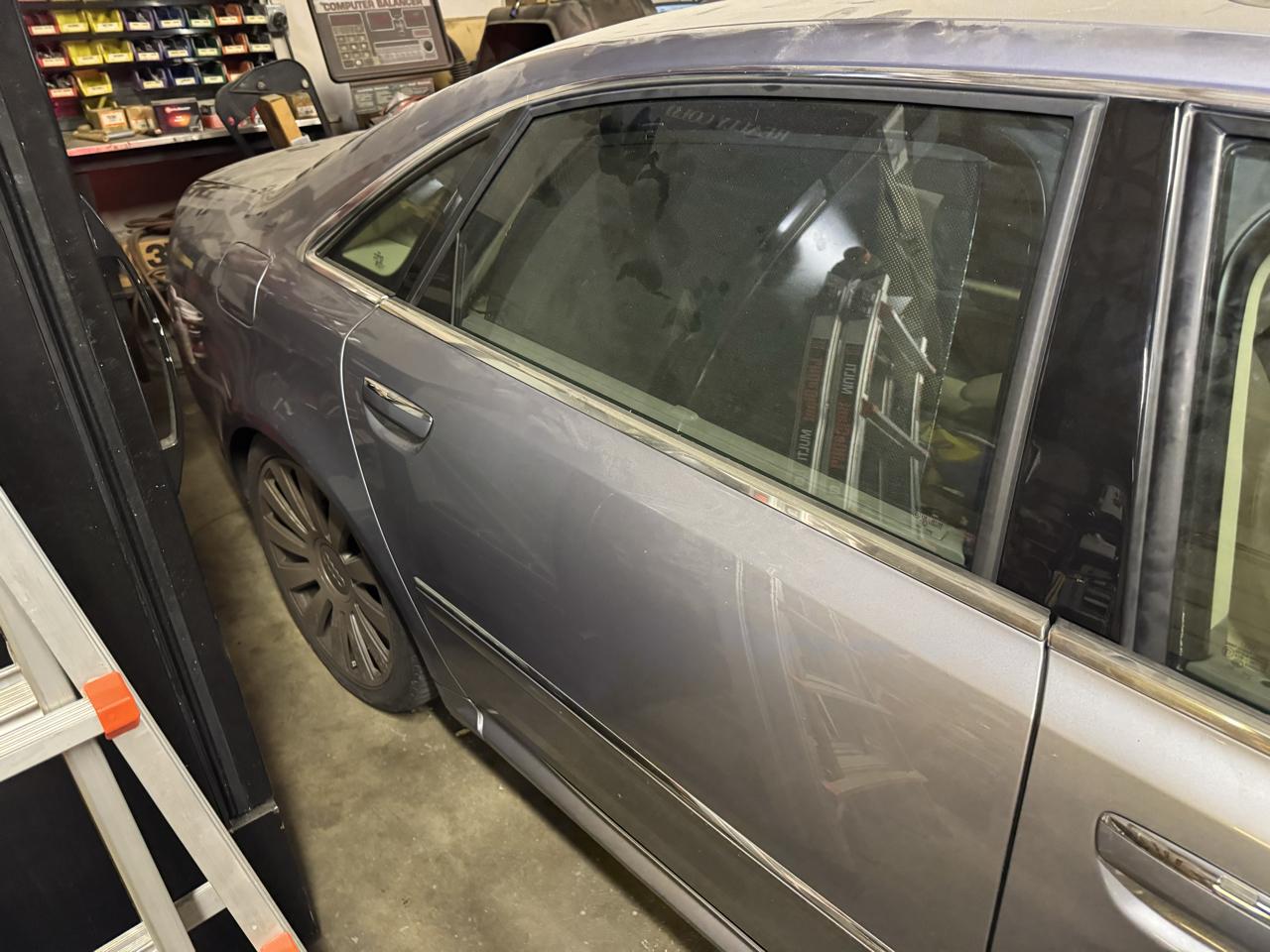 Audi A8 L quattro 2005