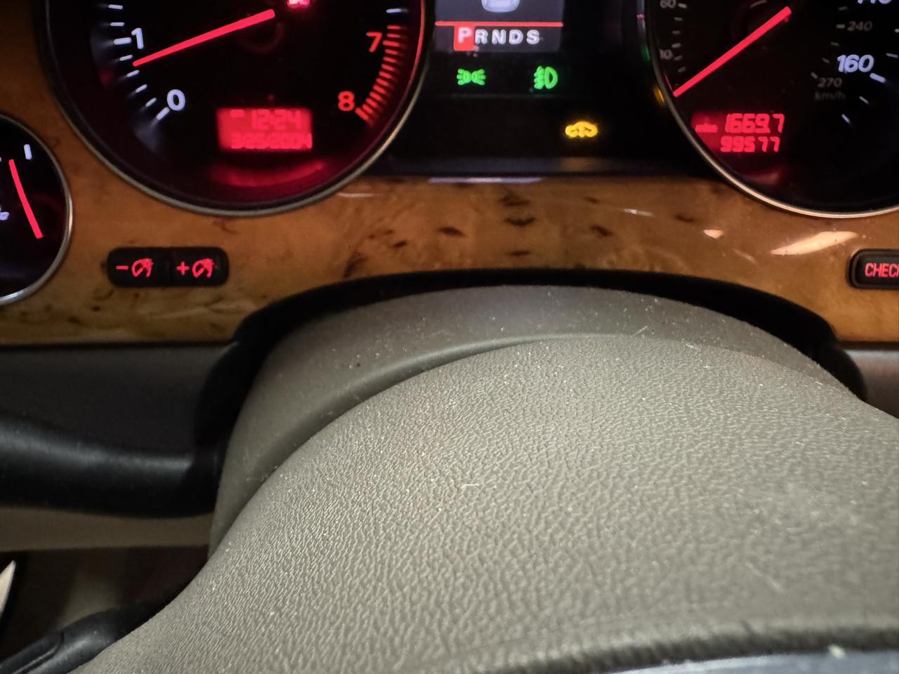 Audi A8 L quattro 2005