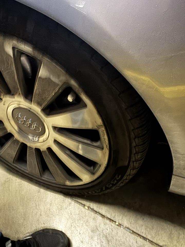 Audi A8 L quattro 2005