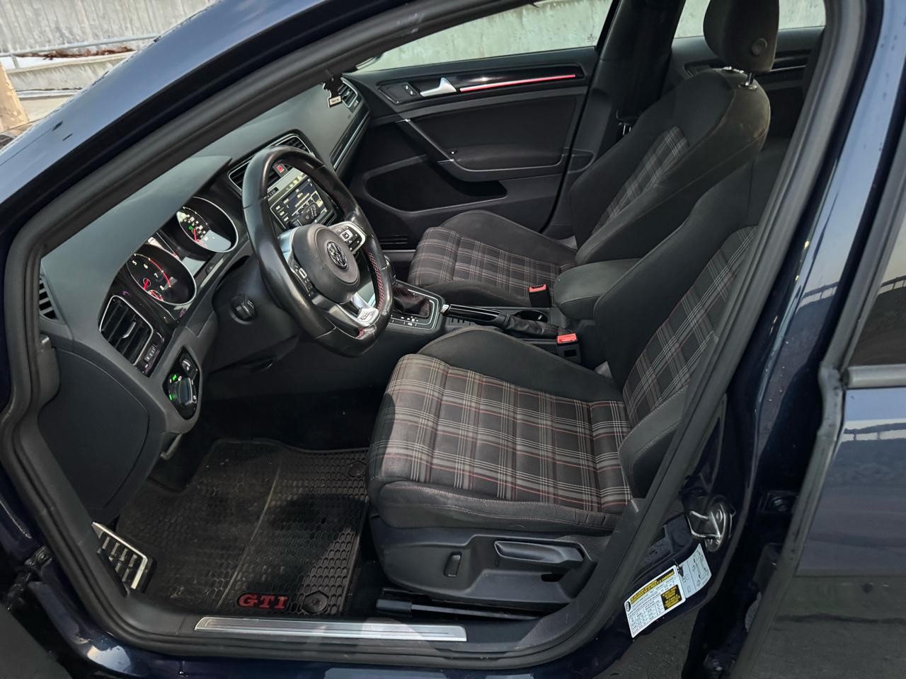 Volkswagen Golf GTI  2017