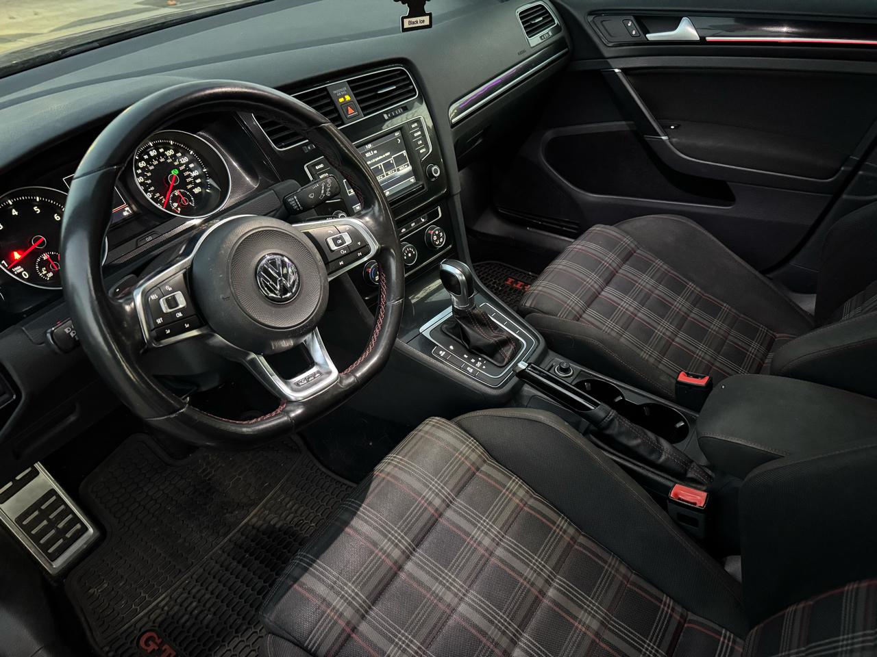 Volkswagen Golf GTI  2017