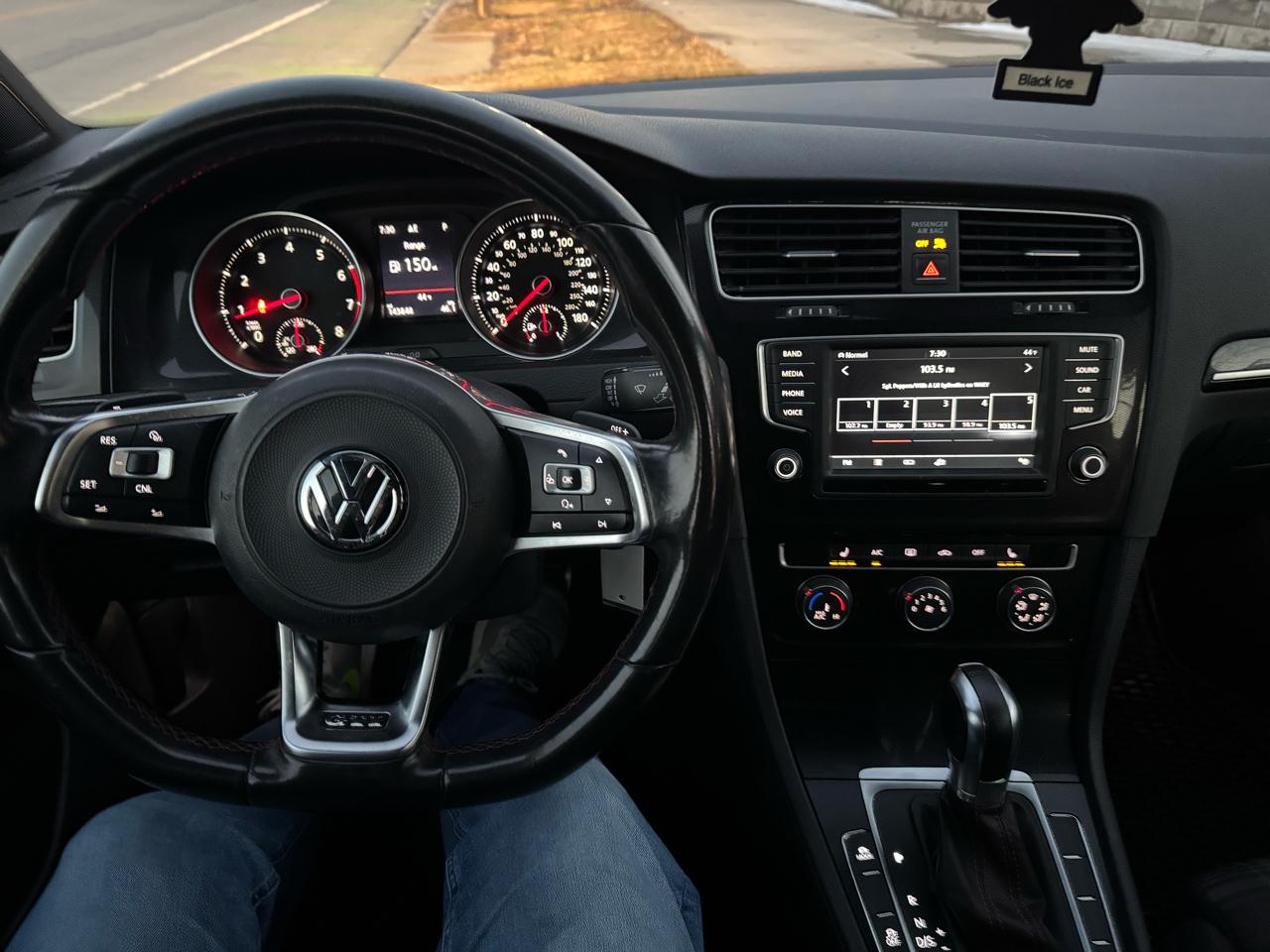 Volkswagen Golf GTI  2017
