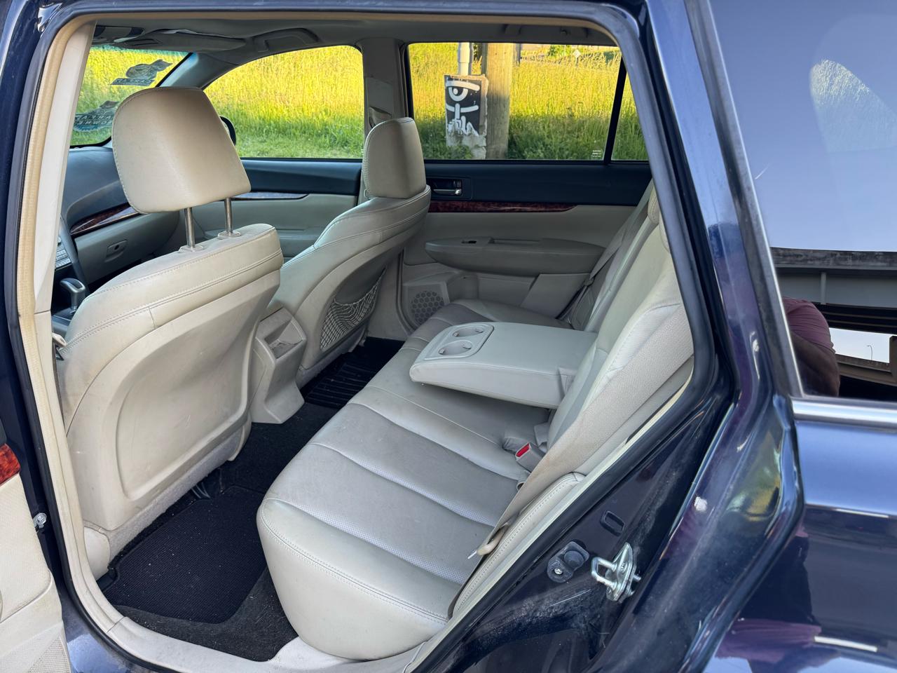 Subaru Outback  2012