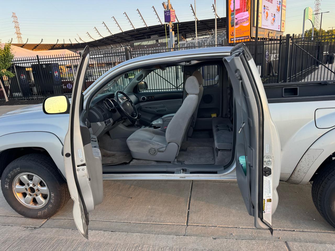 Toyota Tacoma  2008