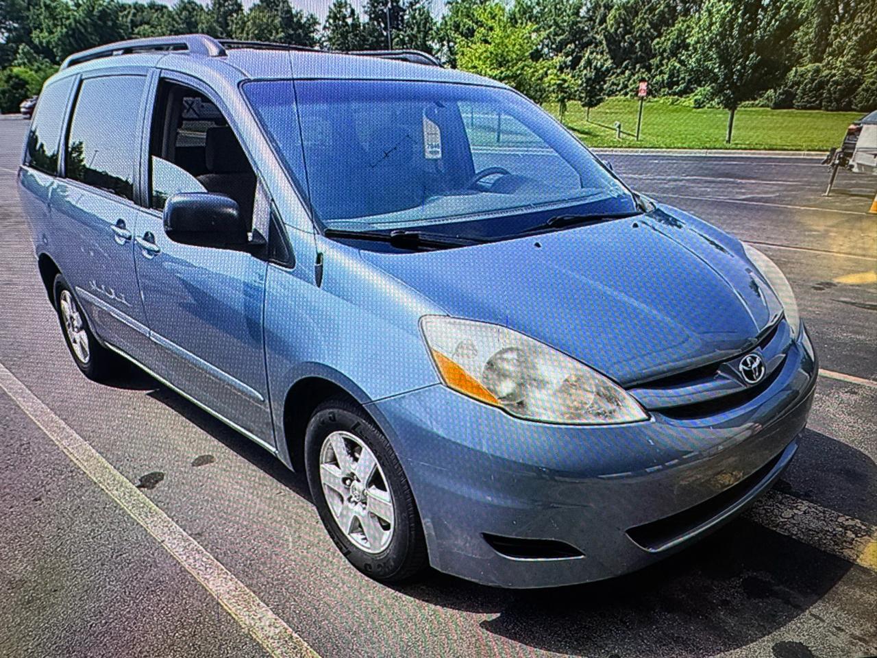 Toyota Sienna  2008