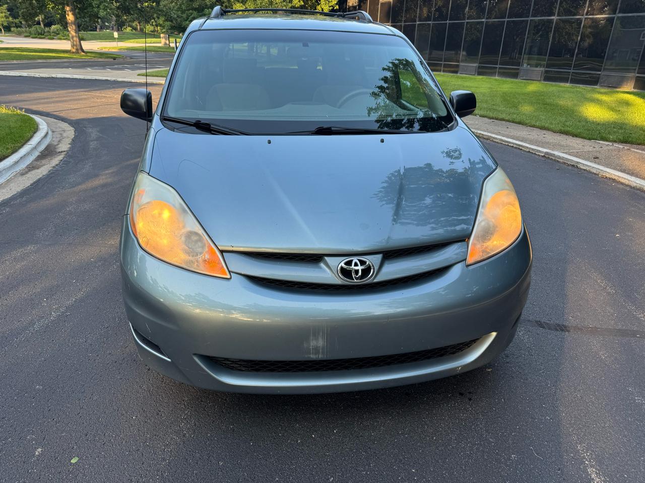 Toyota Sienna  2008