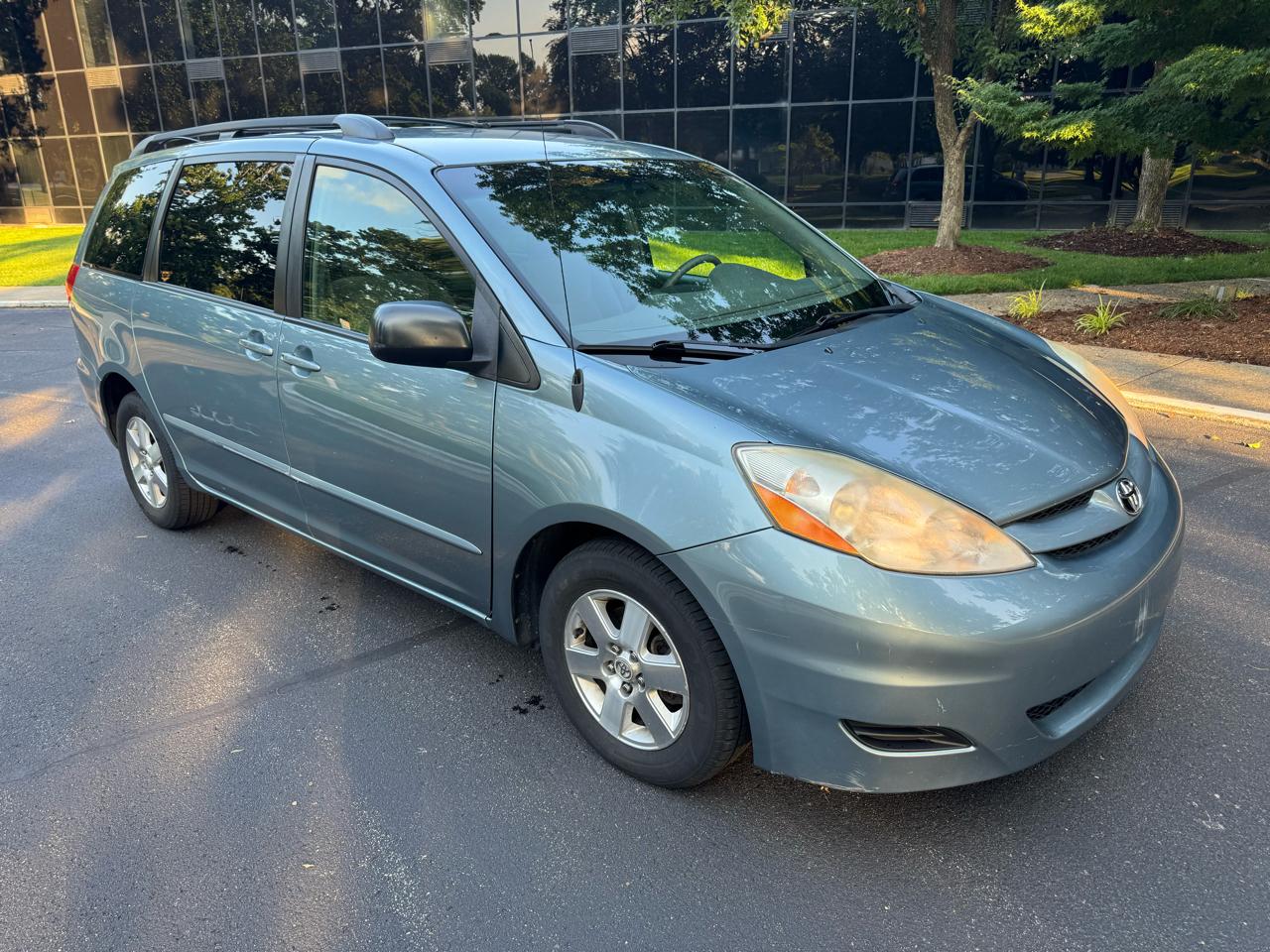 Toyota Sienna  2008