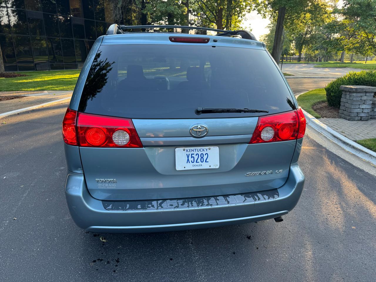 Toyota Sienna  2008