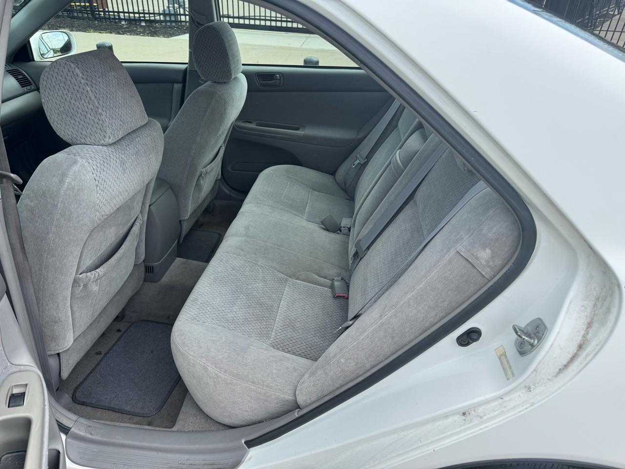 Toyota Camry  2004