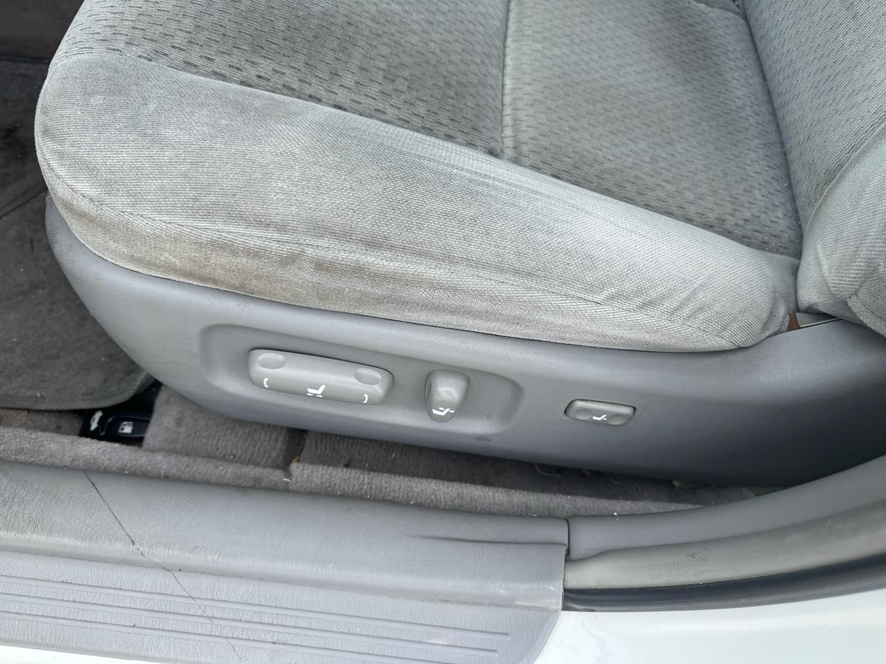 Toyota Camry  2004