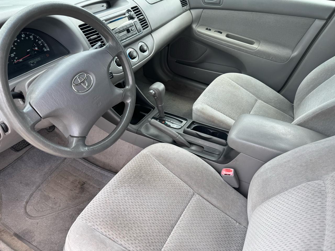Toyota Camry  2004