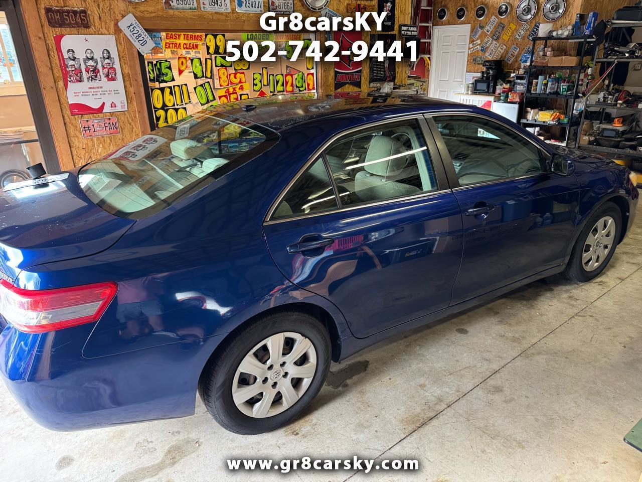 Toyota Camry LE 6-Spd AT 2010