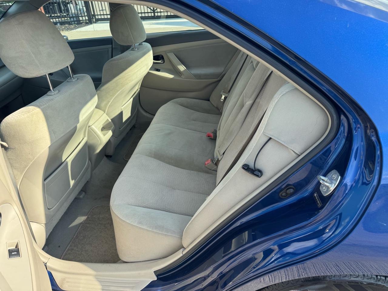 Toyota Camry  2010
