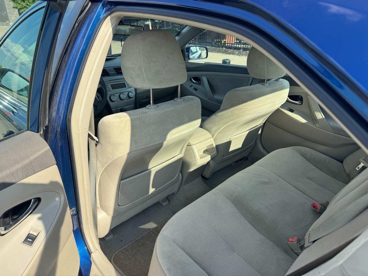 Toyota Camry  2010
