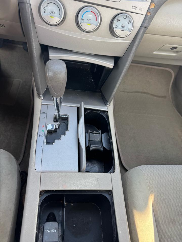 Toyota Camry  2010